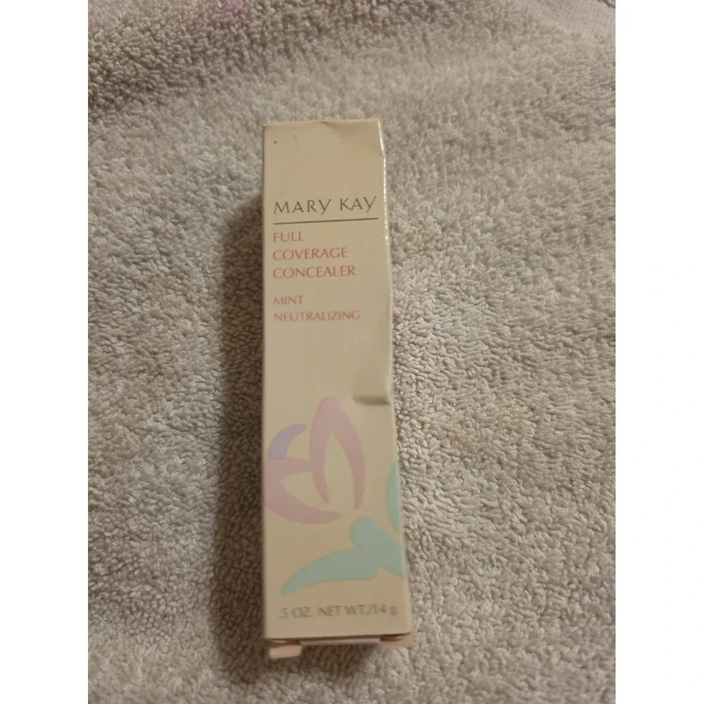 Vtg Mary Kay Full Coverage Concealer 0.5 oz Mint  Neutralizing #1637 NOS